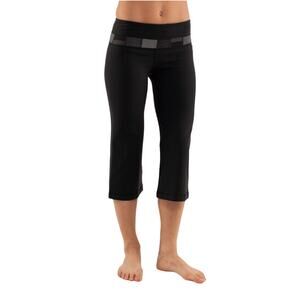 Lululemon Groove Crop Black Quilting Winter Reversible Legging Size 6
